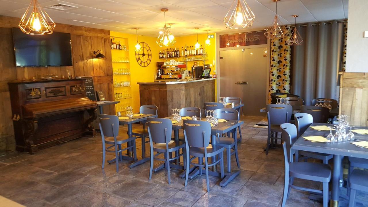 Hotel Le Square Aurillac Exterior foto